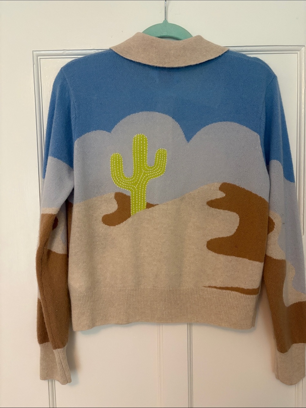 Brodie Cashmere Beige & Blue Scenic-Print Button Cardigan Sweater